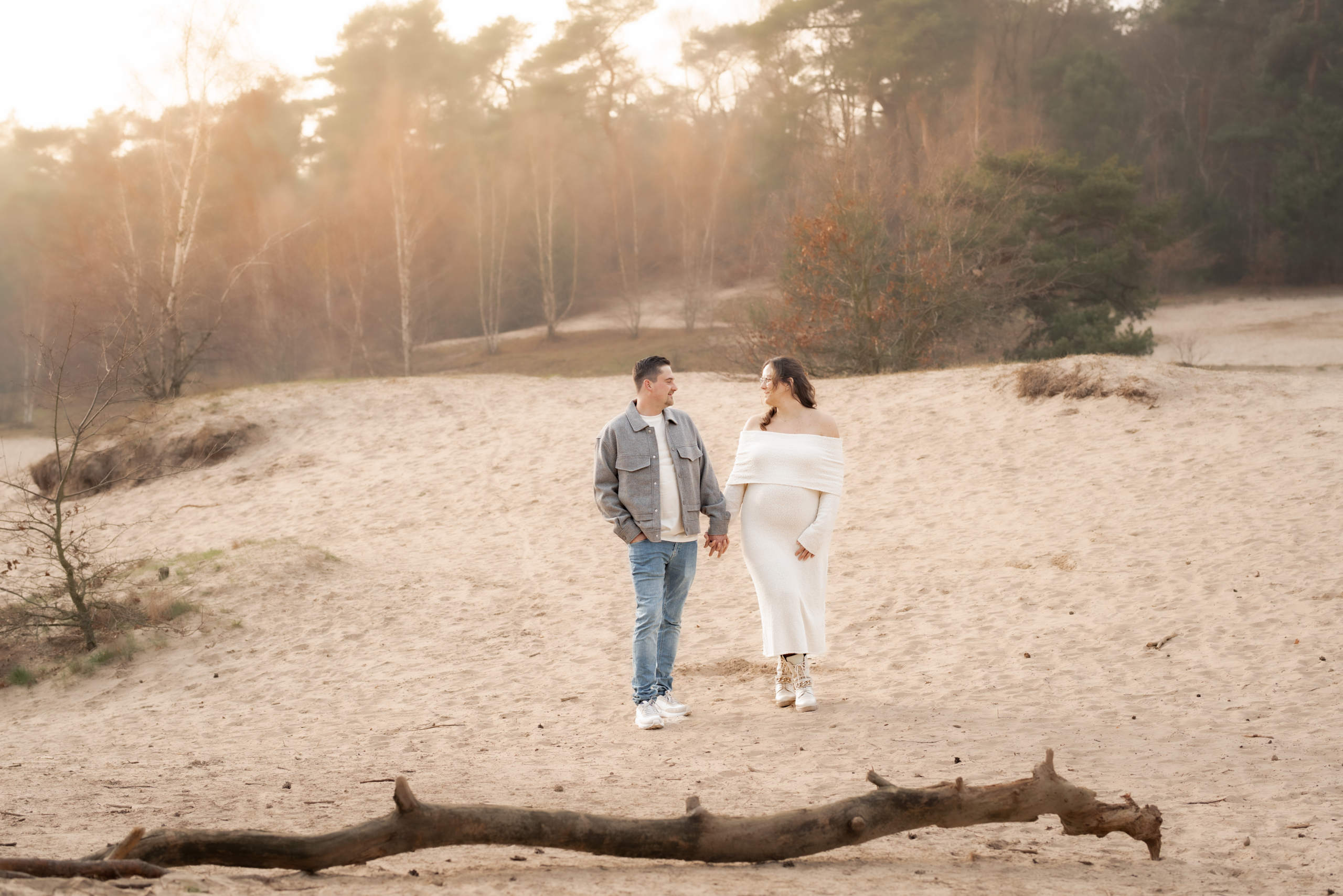 zwangerschapsshoot, shoot zwanger, zwangerschapshoot zand, zandshoot, drunese duinen zwangerschapsshooot